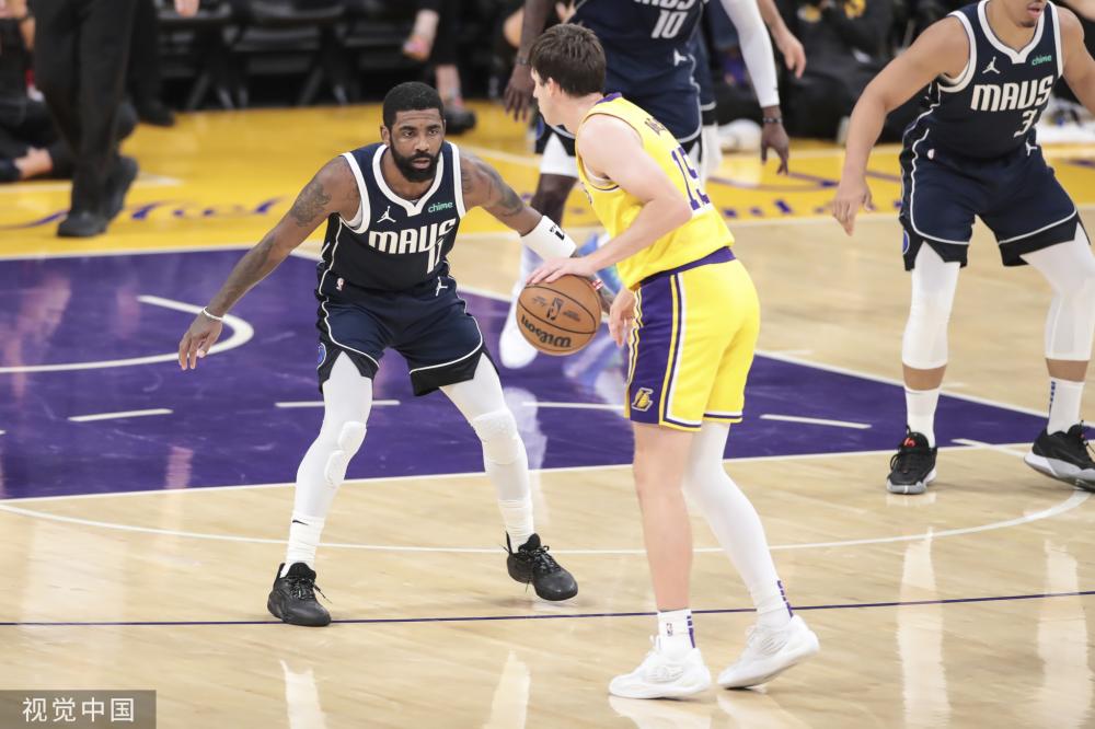 时显得力不 时显得力不