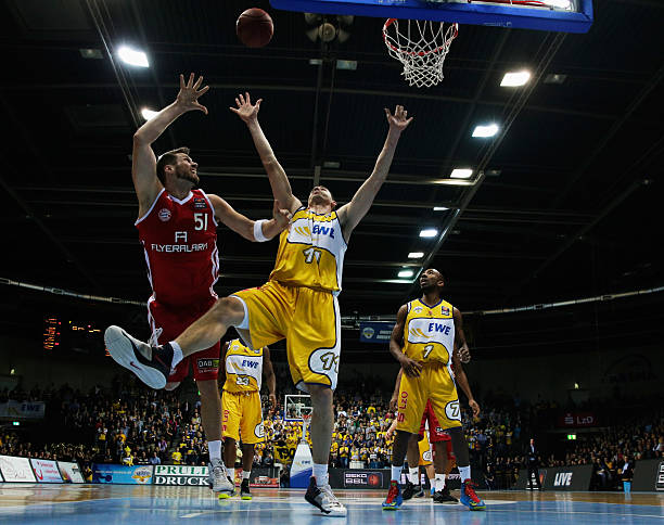 灯光效应曾 灯光效应曾