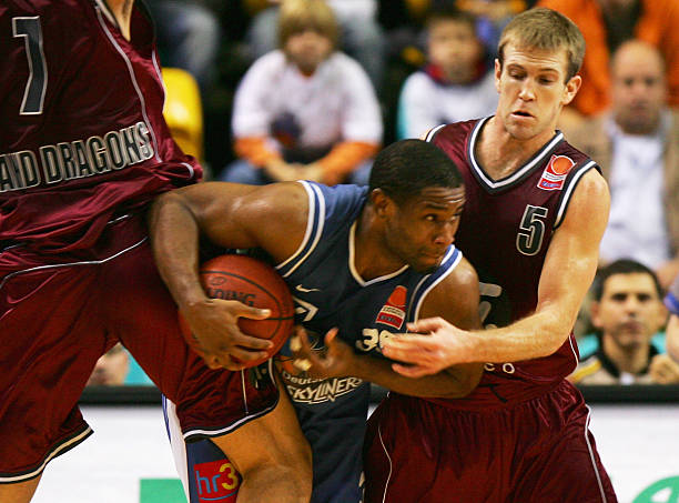 而球迷也需 而球迷也需