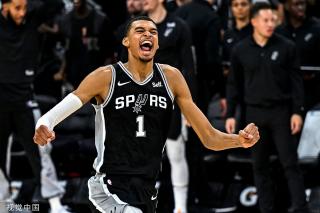 员的表现堪 员的表现堪